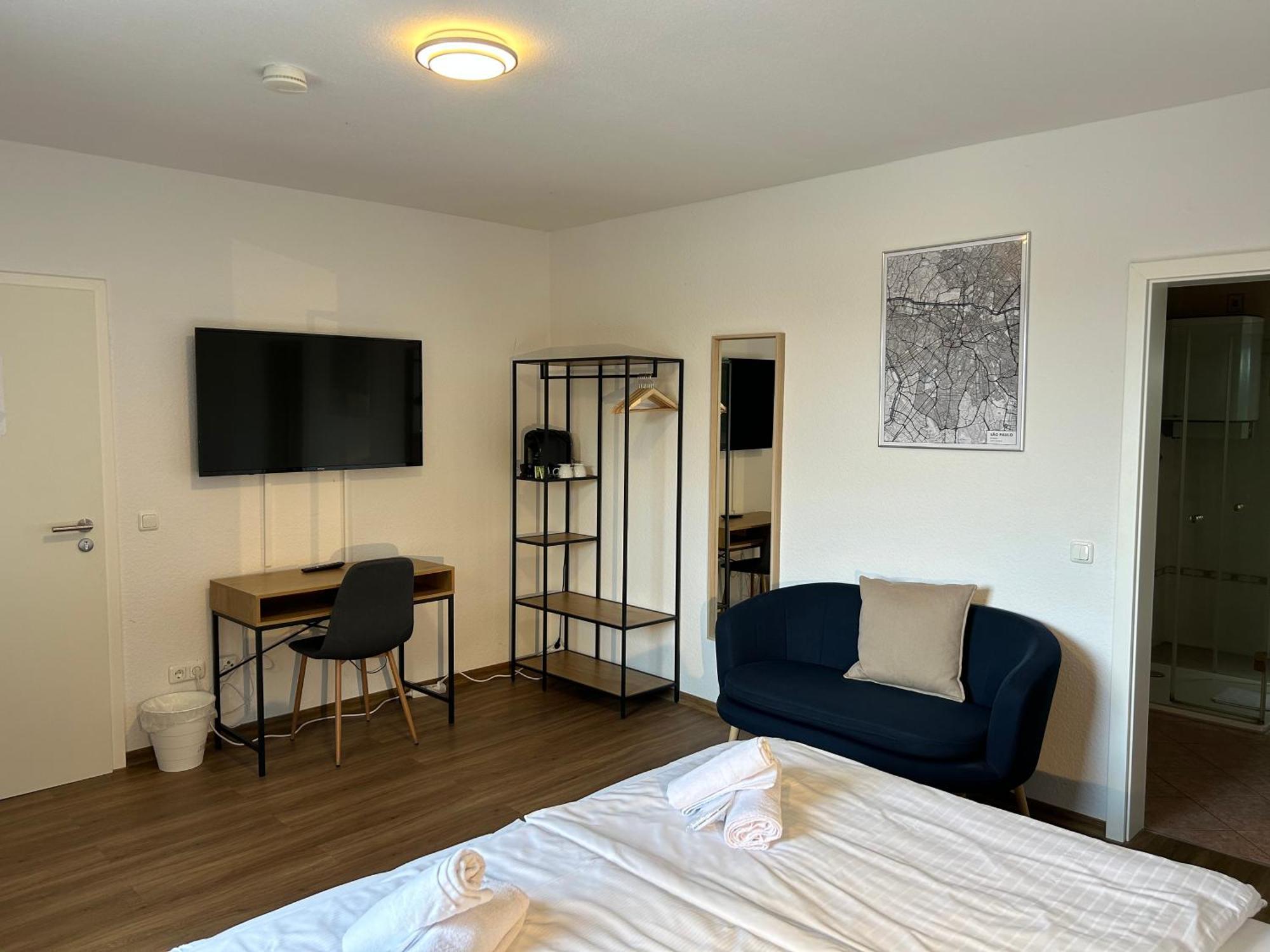 Riverside Airport Hotel Кельстербах Экстерьер фото