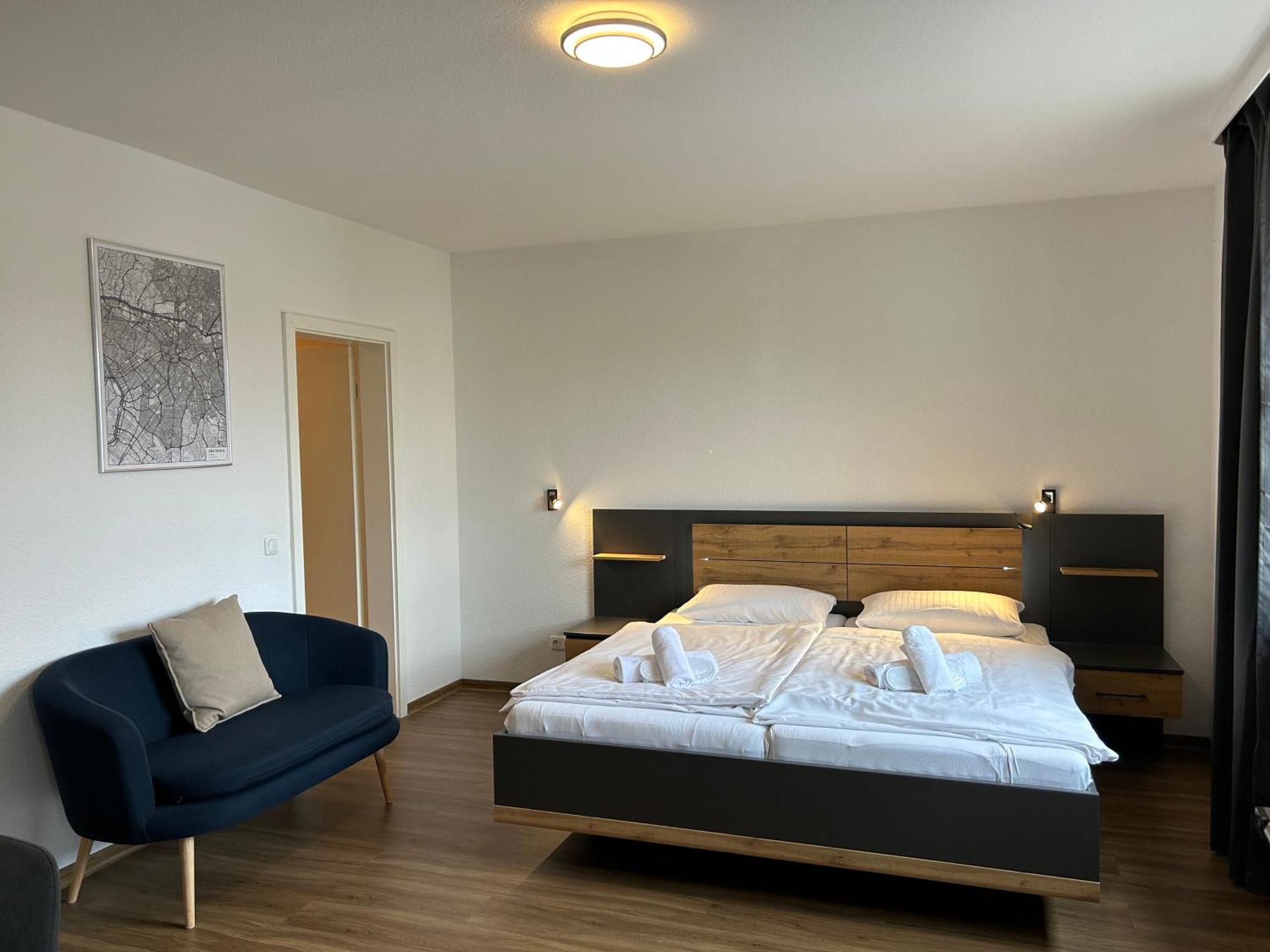 Riverside Airport Hotel Кельстербах Экстерьер фото